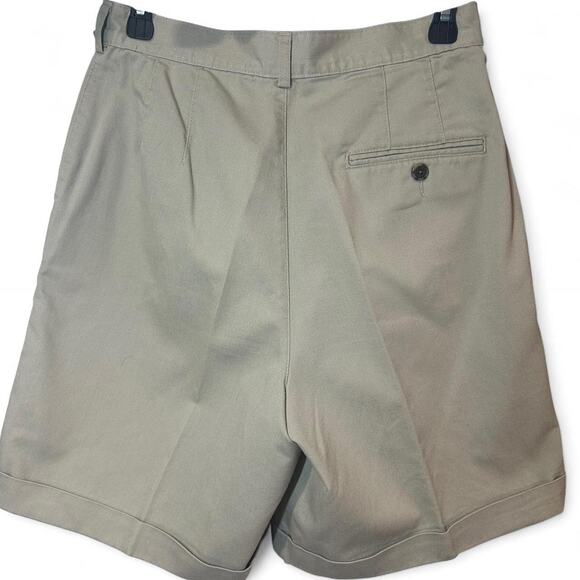 Vintage L.L. Bean Pleated Khaki Safari Shorts Women’s Size 8 - Picture 2 of 4